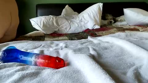 Snapshot of chicagodaddy74 chatting on March 11, 8:53 pm chicagodaddy74 online show from March 11, 8:53 pm