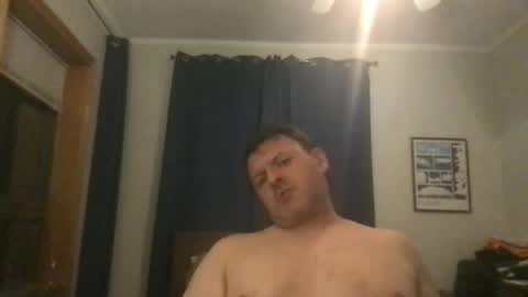 Snapshot of chicagoguy7183 chatting on August 2, 5:28 am chicagoguy7183 online show from August 2, 5:28 am