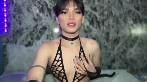 Addams online show from December 3, 5:33 pm