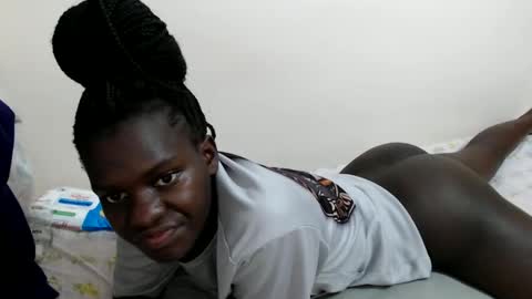 Snapshot of chichie_ chatting on May 31, 6:20 pm chichie_ online show from May 31, 6:20 pm