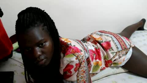 Snapshot of chichie_ chatting on June 13, 11:46 pm chichie_ online show from June 13, 11:46 pm