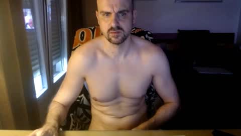 Snapshot of chicocam1983 chatting on June 9, 4:51 pm chicocam1983 online show from June 9, 4:51 pm