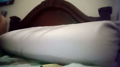 chicocolombi online show from December 4, 4:11 am