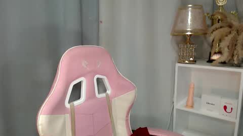 CRISTINE3. online show from May 3, 4:29 am