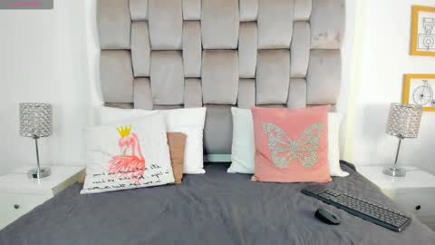 Chiki online show from October 23, 7:45 pm