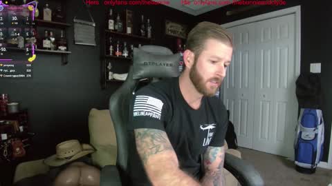 Chillinthemosttt online show from November 18, 8:13 pm