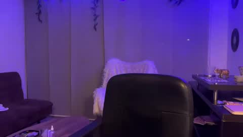 KAIA online show from January 5, 4:04 am