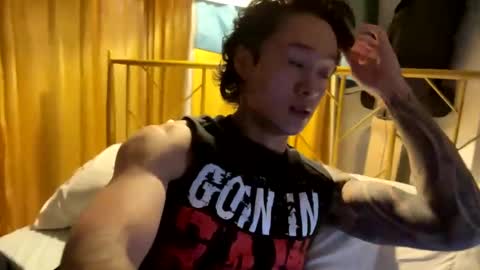 A online show from December 25, 8:50 pm