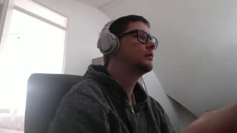 chillzonecam online show from February 1, 1:31 pm