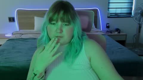 Snapshot of chimberwol chatting on March 20, 7:24 am Chim-Chim online show from March 20, 7:24 am