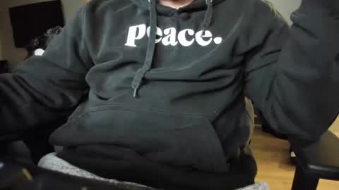 Snapshot of chimp233 chatting on October 29, 4:48 am chimp233 online show from October 29, 4:48 am