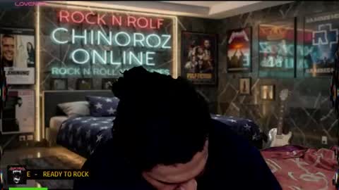 Snapshot of chinoroz chatting on June 10, 8:19 pm Enrique online show from June 10, 8:19 pm