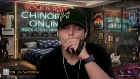 Snapshot of chinoroz chatting on June 15, 10:56 pm Enrique online show from June 15, 10:56 pm