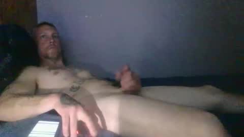 Snapshot of chiraq3232 chatting on April 29, 9:35 am chiraq3232 online show from April 29, 9:35 am