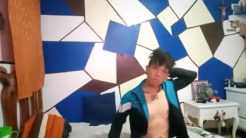 chispahot69 online show from March 4, 11:38 am