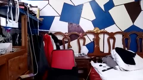 chispahot69 online show from April 29, 1:04 pm
