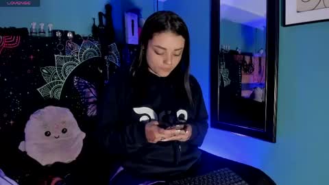 Snapshot of chloaellenn chatting on May 3, 3:29 pm Chloeallennn online show from May 3, 3:29 pm