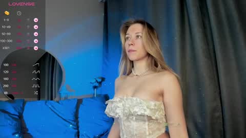 Snapshot of chloe__kiss chatting on March 3, 7:17 pm Chloe online show from March 3, 7:17 pm