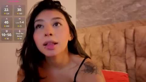 chloe_bluee_ online show from July 23, 11:08 am