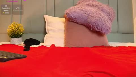 Snapshot of chloe_cherry21 chatting on March 1, 12:23 pm chloe cherry21 online show from March 1, 12:23 pm