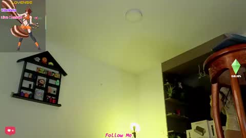 Snapshot of chloe_cooperr chatting on June 10, 12:55 am chloe_cooperr online show from June 10, 12:55 am