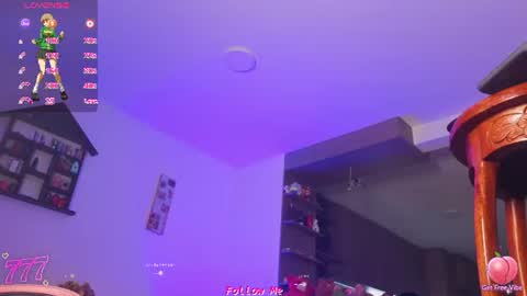Snapshot of chloe_cooperr chatting on July 13, 10:23 pm chloe_cooperr online show from July 13, 10:23 pm