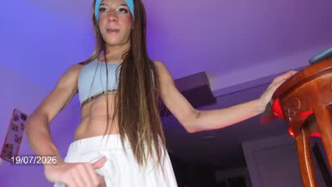 Snapshot of chloe_cooperr chatting on July 19, 5:55 am chloe_cooperr online show from July 19, 5:55 am