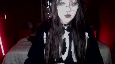 chloe_crystall_killer online show from October 9, 12:03 pm