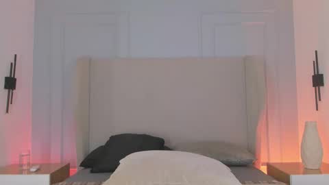 Snapshot of chloe_dee_ chatting on March 7, 12:13 pm Chloe online show from March 7, 12:13 pm