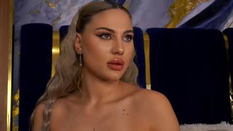 Chloe GraceeX online show from January 6, 9:50 pm