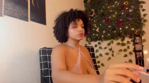 chloe_kisses online show from October 14, 11:33 am