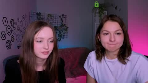 chloe_ley online show from April 29, 5:30 pm