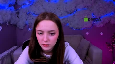 chloe_ley online show from April 30, 9:48 am