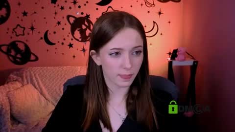 Snapshot of chloe_ley chatting on June 25, 8:46 pm chloe_ley online show from June 25, 8:46 pm