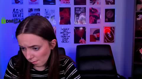 Snapshot of chloe_ley chatting on July 14, 10:21 am chloe_ley online show from July 14, 10:21 am