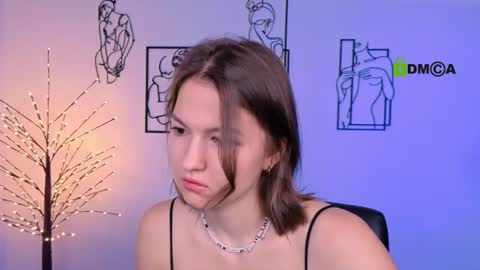 Snapshot of chloe_ley chatting on July 18, 9:24 am chloe_ley online show from July 18, 9:24 am
