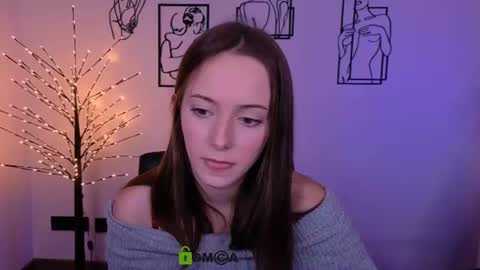 Snapshot of chloe_ley chatting on July 19, 7:17 pm chloe_ley online show from July 19, 7:17 pm