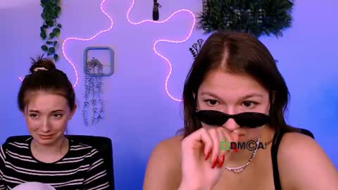 Snapshot of chloe_ley chatting on July 28, 11:17 am chloe_ley online show from July 28, 11:17 am