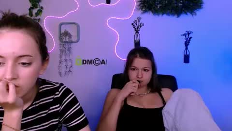 Snapshot of chloe_ley chatting on July 28, 2:24 pm chloe_ley online show from July 28, 2:24 pm