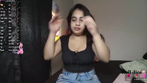 Snapshot of chloe_maia1 chatting on February 18, 1:56 am AMY online show from February 18, 1:56 am