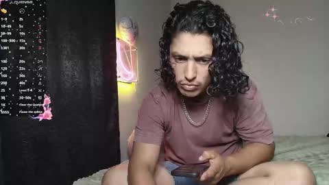 Snapshot of chloe_maia1 chatting on February 20, 2:08 am AMY online show from February 20, 2:08 am