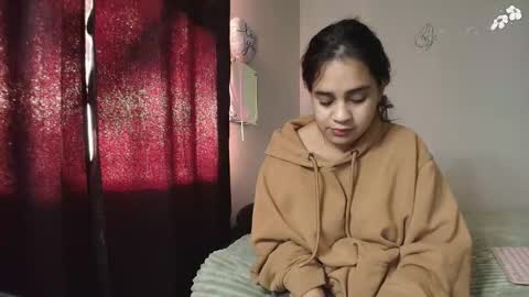 Snapshot of chloe_maia1 chatting on February 24, 12:36 pm AMY online show from February 24, 12:36 pm