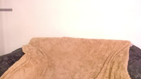 Snapshot of chloe_peach_ chatting on May 15, 12:01 pm chloe_peach_ online show from May 15, 12:01 pm