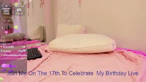 Snapshot of chloe_peach_ chatting on July 28, 7:39 pm chloe_peach_ online show from July 28, 7:39 pm