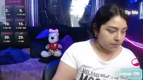 chloe_smith5 online show from July 31, 1:21 pm