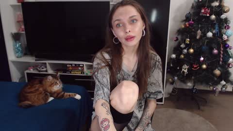 Chloe online show from December 24, 8:38 pm