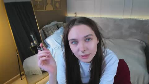 Snapshot of chloe_sunny chatting on May 30, 2:14 pm Chloe online show from May 30, 2:14 pm