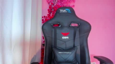 Chloe Miller  online show from December 23, 4:21 am