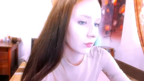 Snapshot of chloe_wifey chatting on July 30, 7:18 am chloe wifey online show from July 30, 7:18 am