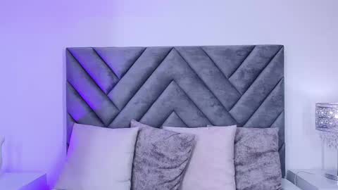 chloe_wilson7 online show from January 12, 2:30 pm